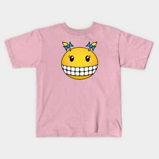 Girl Smiley - Blonde pigtails and rosy cheeks Kids T-Shirt